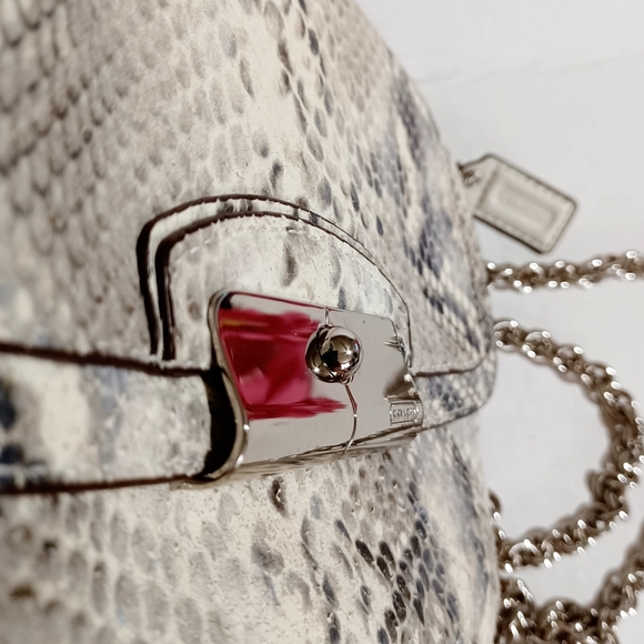 COACH Metallic Snake Kristin Clutch Crossbody RARE NWOT - Picture 4 of 16